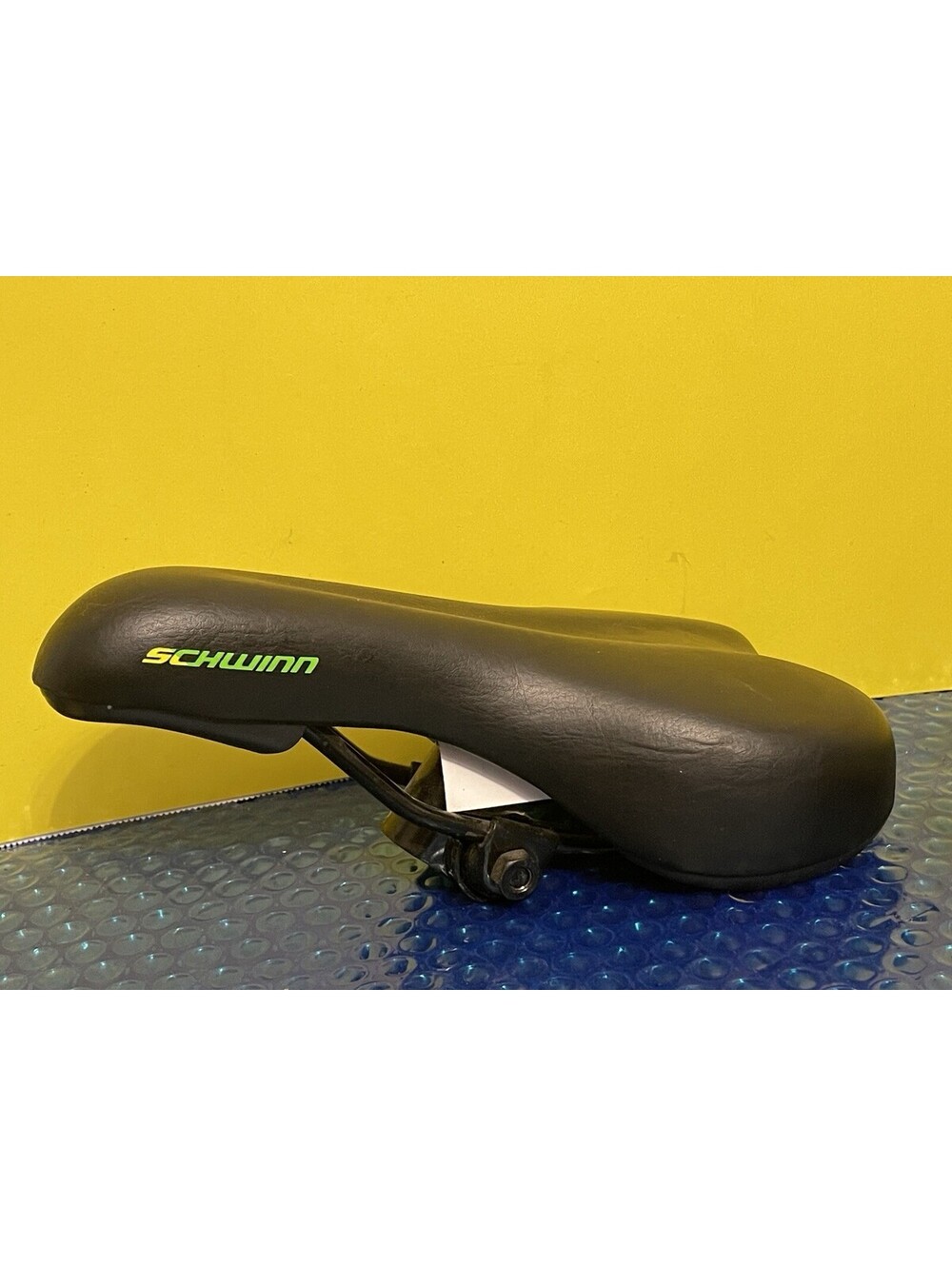 Schwinn Quality Black Saddle Bicycle Seat Green Logo